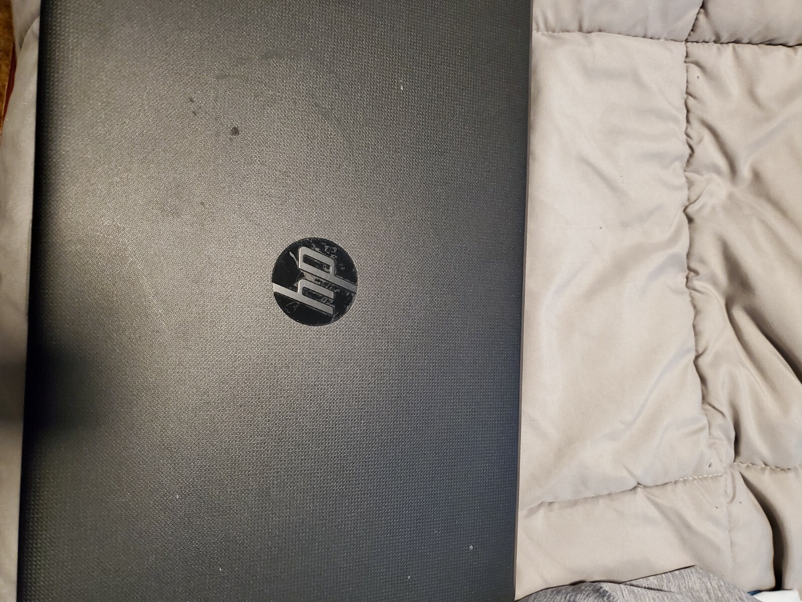 hp laptop used for 1 year great laptop.
