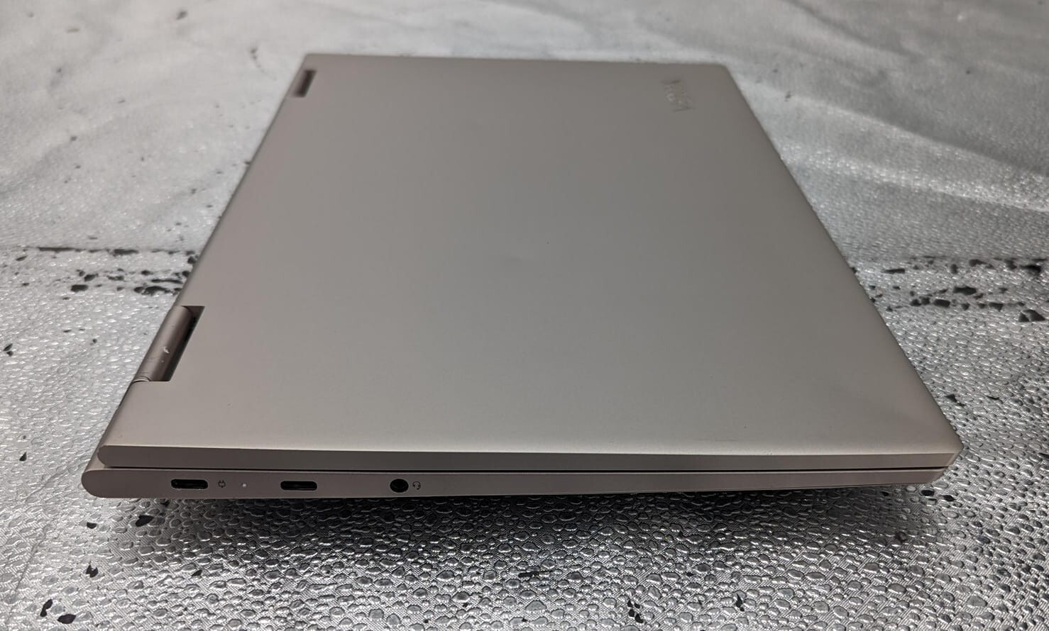 Lenovo Yoga C740-14IML 14inch Intel Core i5 10th Gen. NO HDD/NO OS *PLEASE READ*