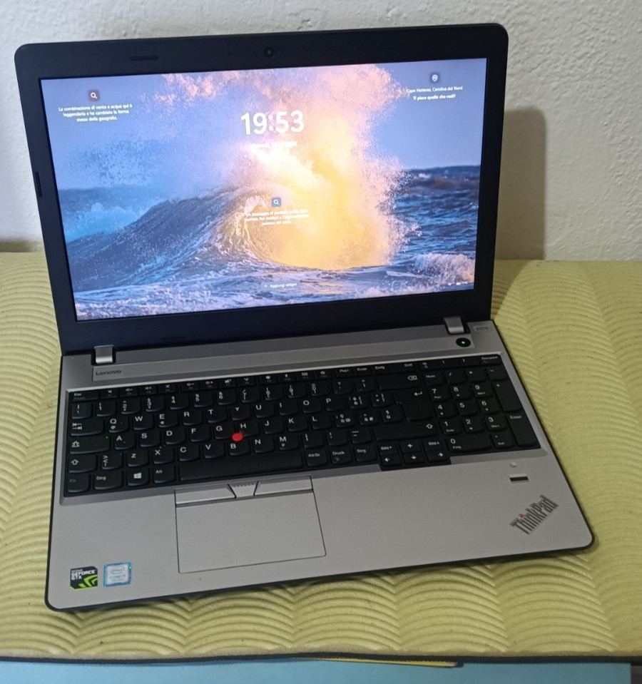 Lenovo ThinkPad E570 I7-7500U 8gb 256gb ssd 15.6″ 1920X1080 NVIDIA GTX960M 2GB