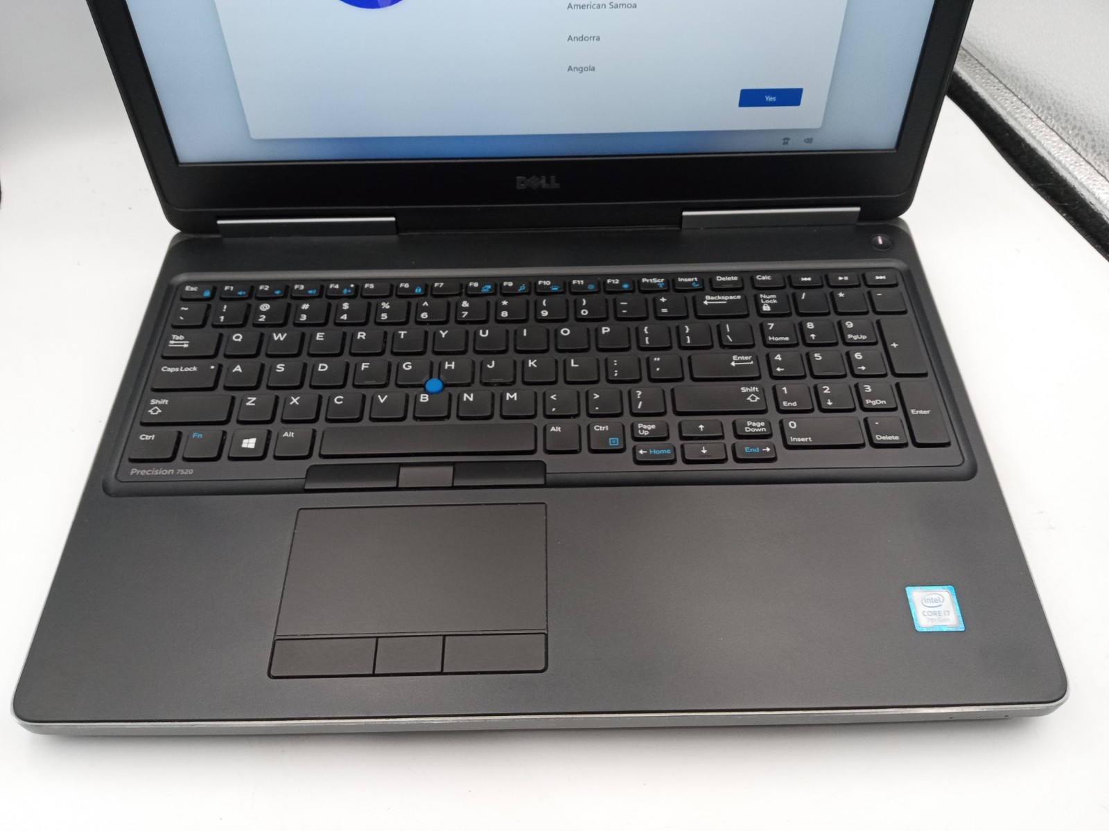 Dell Precision 7520 15.6″ Laptop i7-7820HQ 4GB RAM 128GB SSD Windows 11 WX4130