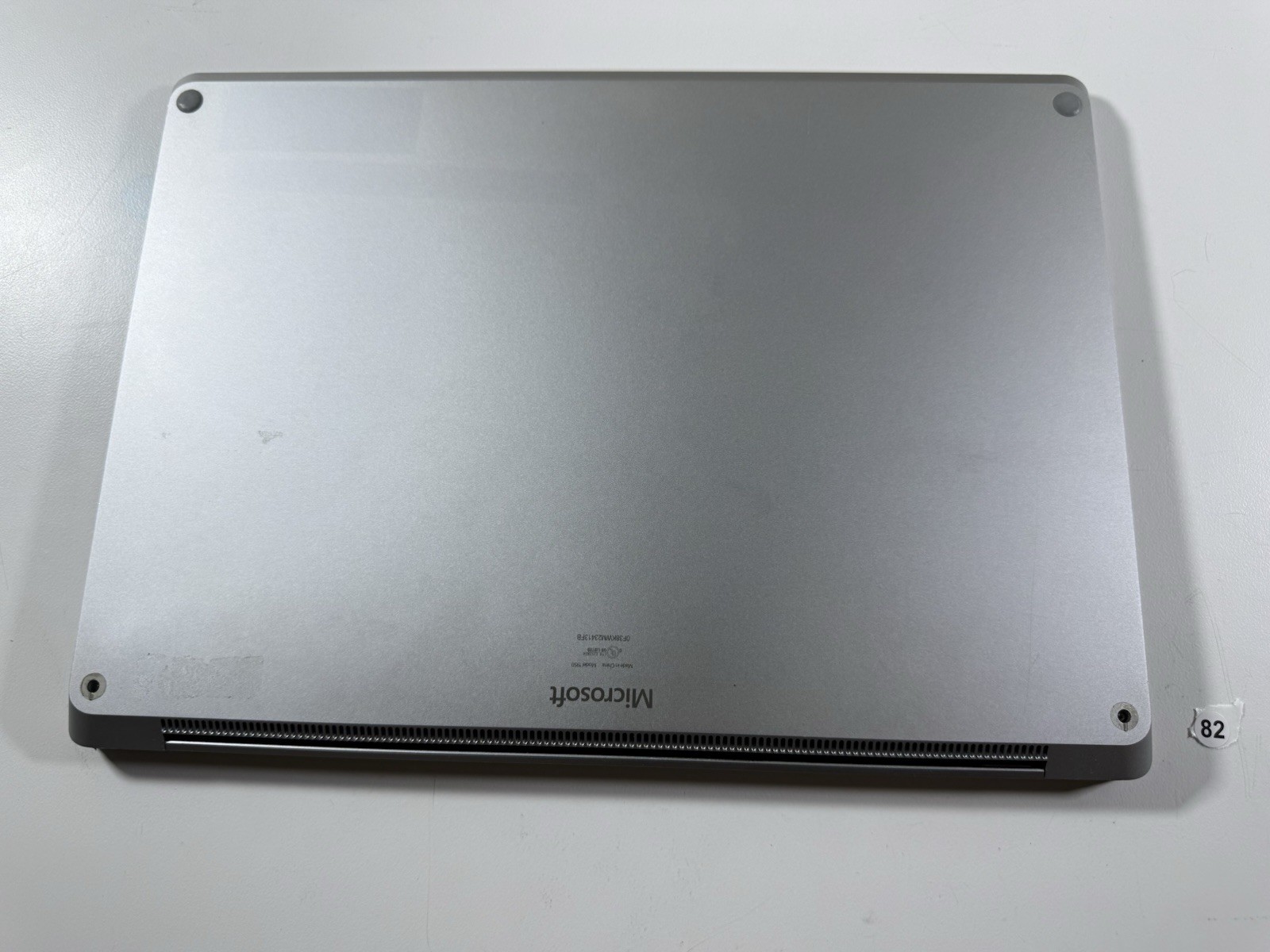Microsoft Surface Laptop 5 13.5” 1950 Intel Core i7-1265U 16GB RAM 512GB NVME