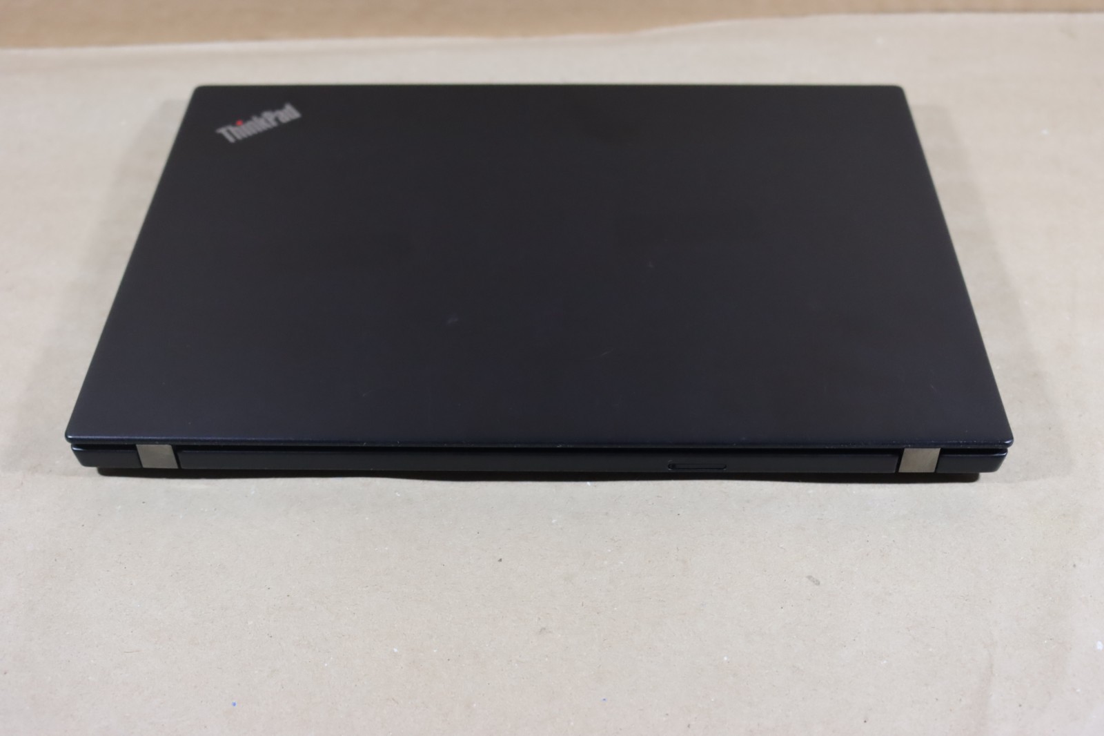 Lenovo ThinkPad X390 13.3″(256 GB SSD, Intel Core i5-8265U, 1.6GHz, 8GB RAM)…