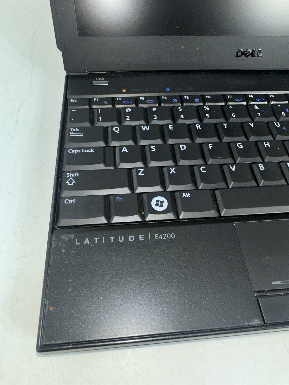 Dell Latitude E4200 Intel Core 2 DUO CPU U9600 @ 1.60GHZ / 2GB / NO Hard drive