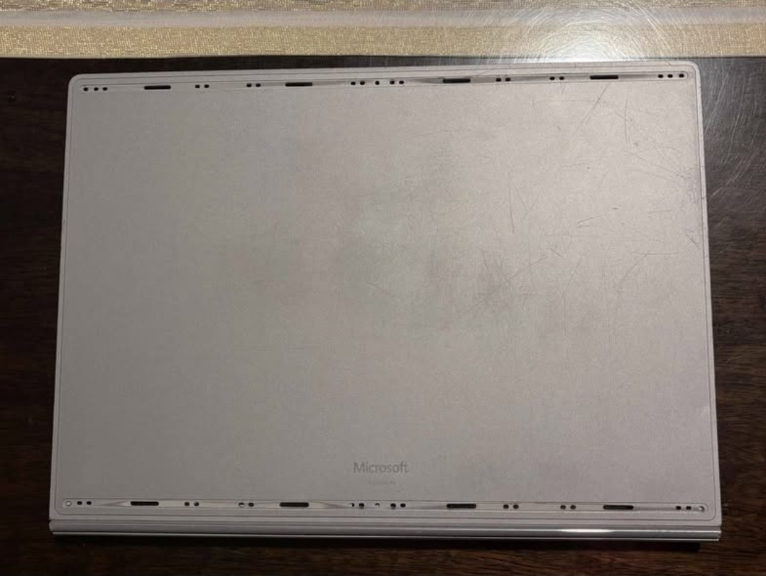 Microsoft Surface Book 2 i7-8650U 1.9GHz 16GB RAM 512GB GeForce GTX 1060