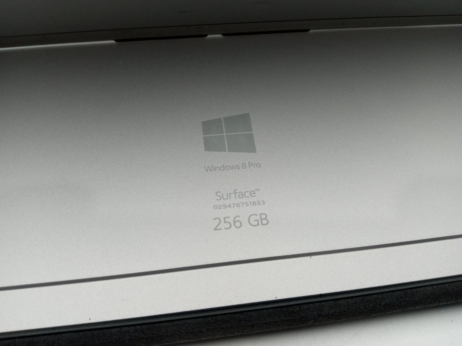 Microsoft Surface Pro 3 1631 12″ i7-4650U 8GB RAM 256GB SSD W11 with Case -RR