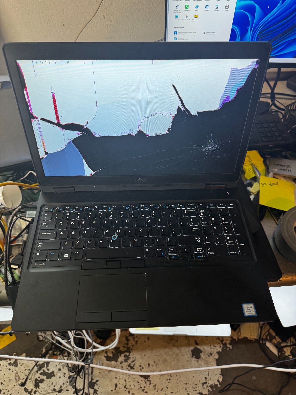 Dell Latitude 5580 Core i5 7th Gen Laptop for Parts/Repair #6129