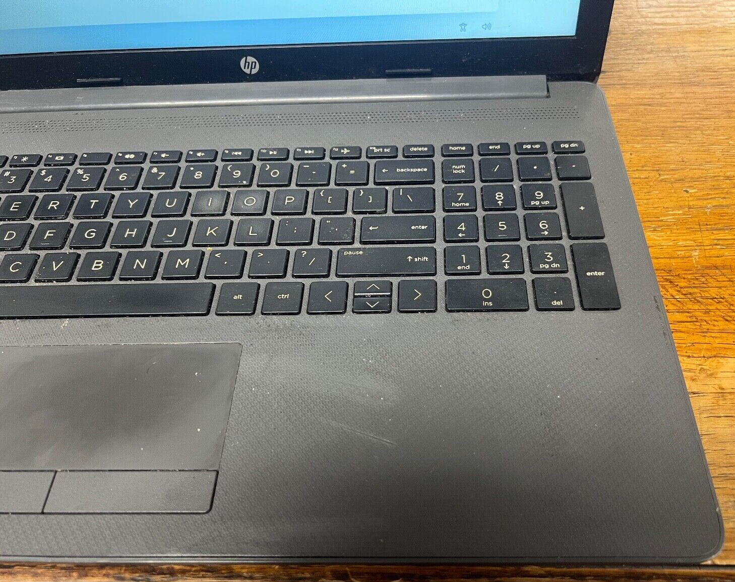 HP 255-G7 AMD A4-9125 8GB 128GB SSD Win-10