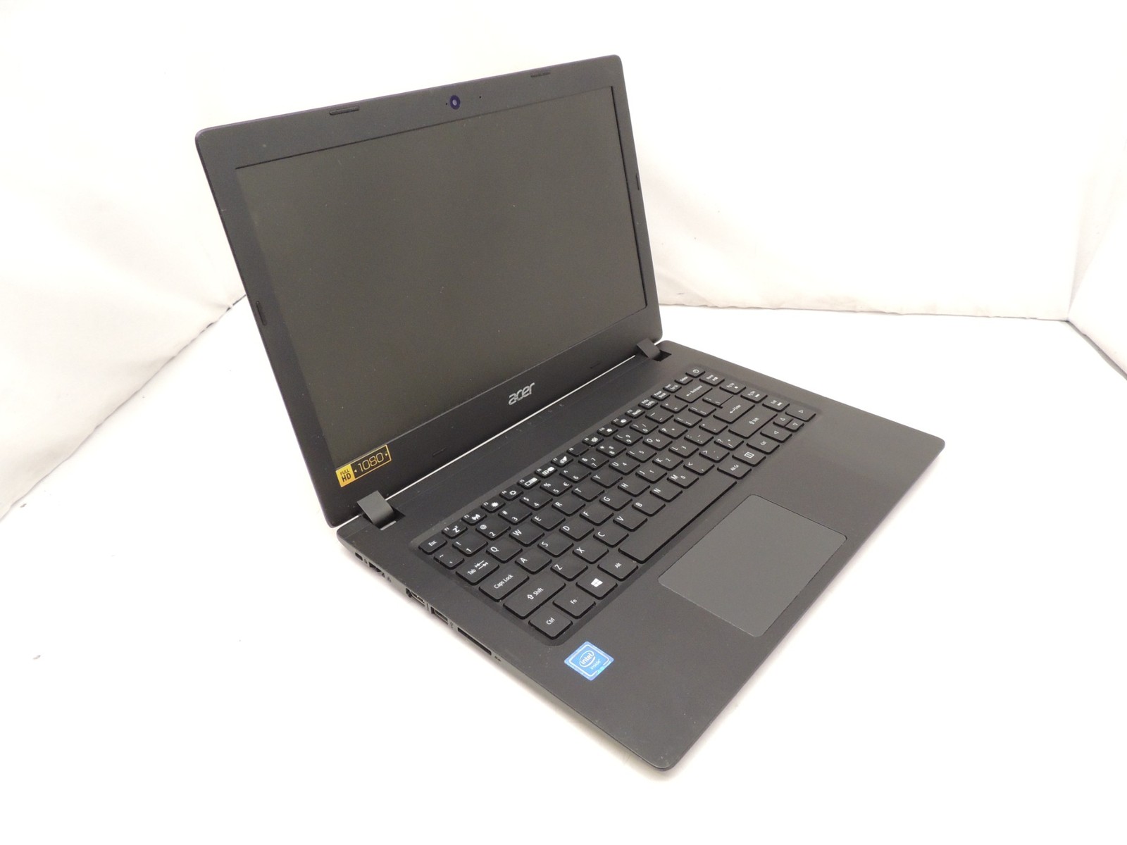 Toshiba Aspire A114 14″ Celeron N4000 4GB 64GB Webcam Windows 10 Laptop Complete