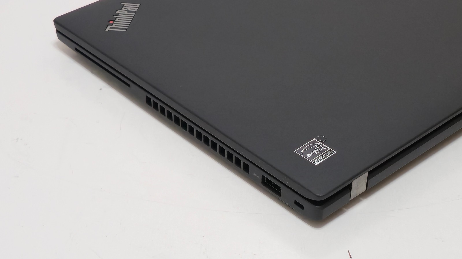 Lenovo ThinkPad P14S Gen 4 Intel i7-1370P 32GB RAM 1TB 14″ FHD – Touch