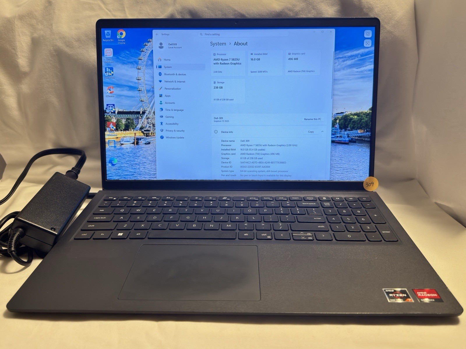 Dell Inspiron 15 3525 15.6″ Ryzen 7 5700U 16GB 256GB SSD Win 11 Home Black
