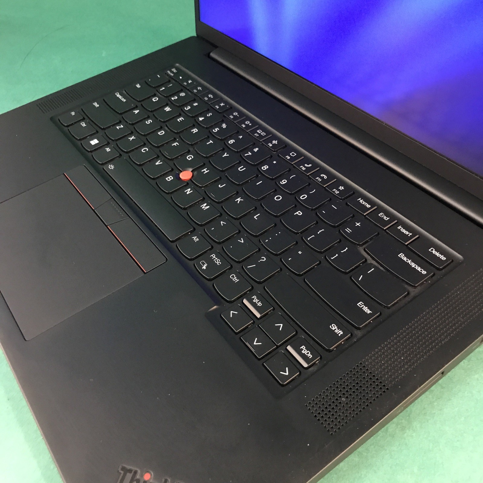 Lenovo ThinkPad P1 Gen 5 Intel i9-12900H 8GB RAM 1TB NVME Nvidia RTX A2000 W11P