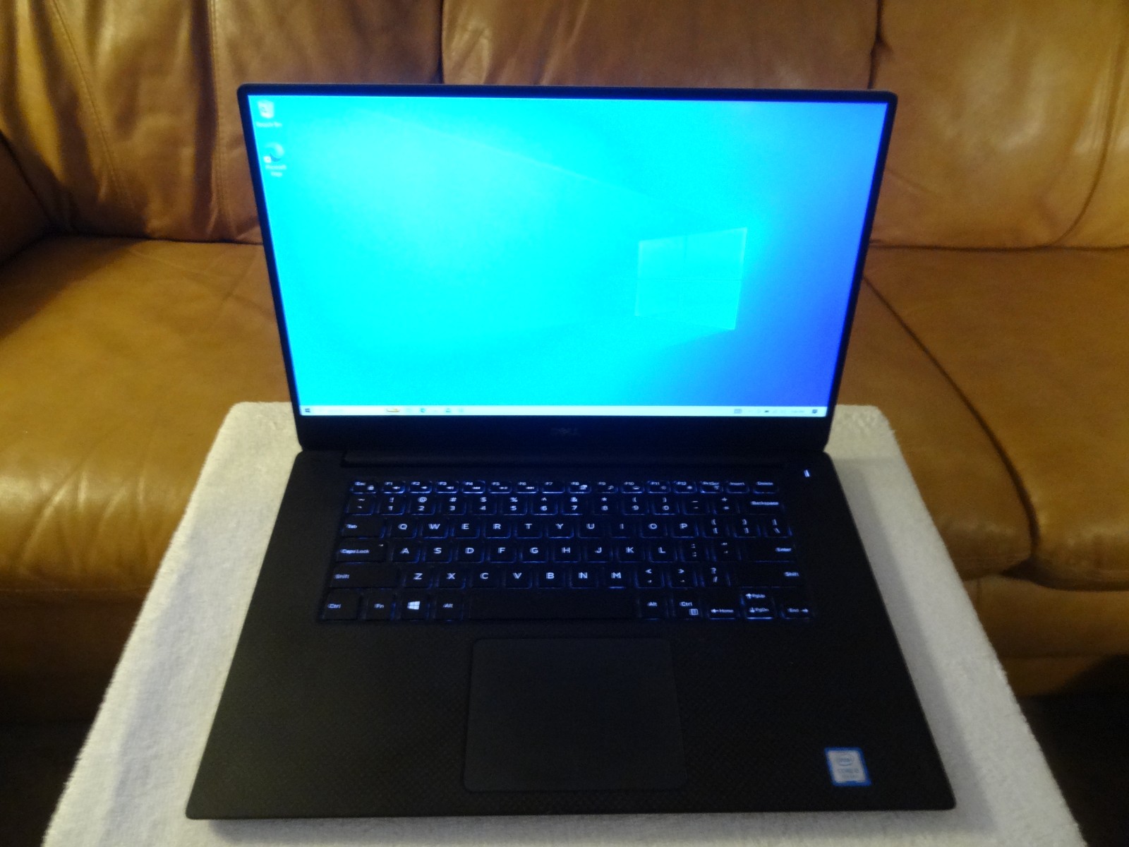 Dell XPS 15 P56F Laptop Computer -15.6″Screen – Windows 10 – Intel i5 – 8GB RAM
