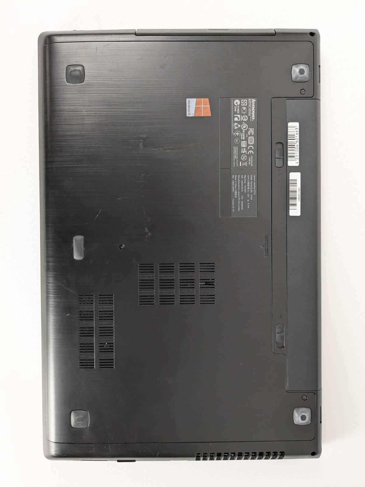 Lenovo IdeaPad Z710 17″ i7-4700MQ 8GB RAM 240GB SSD + NVIDIA GeForce