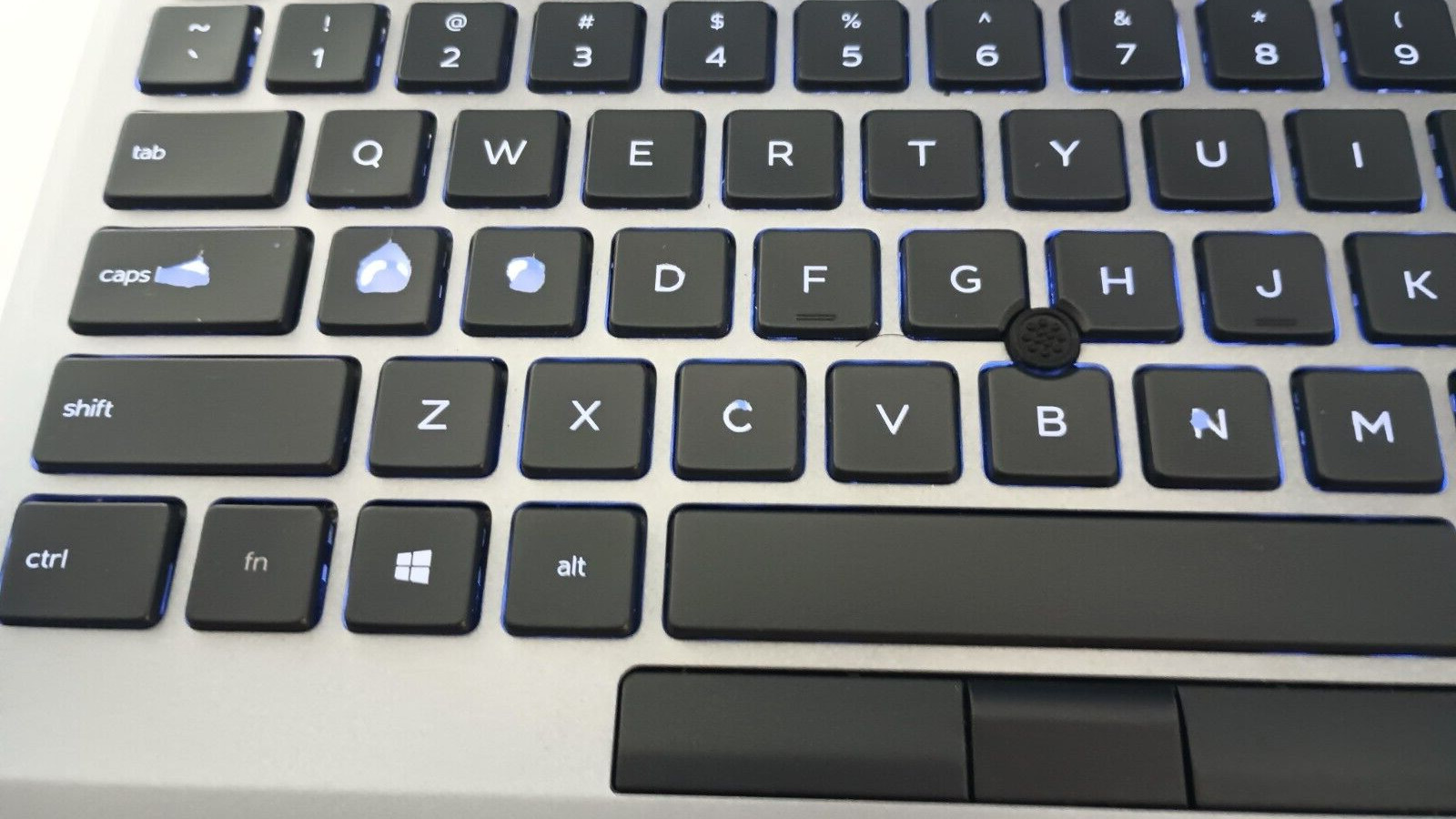 Latitude 5511 (3213) w/charger.i5-10400H.16GB.256GB NVMe.15.6″FHD. W11 Pro