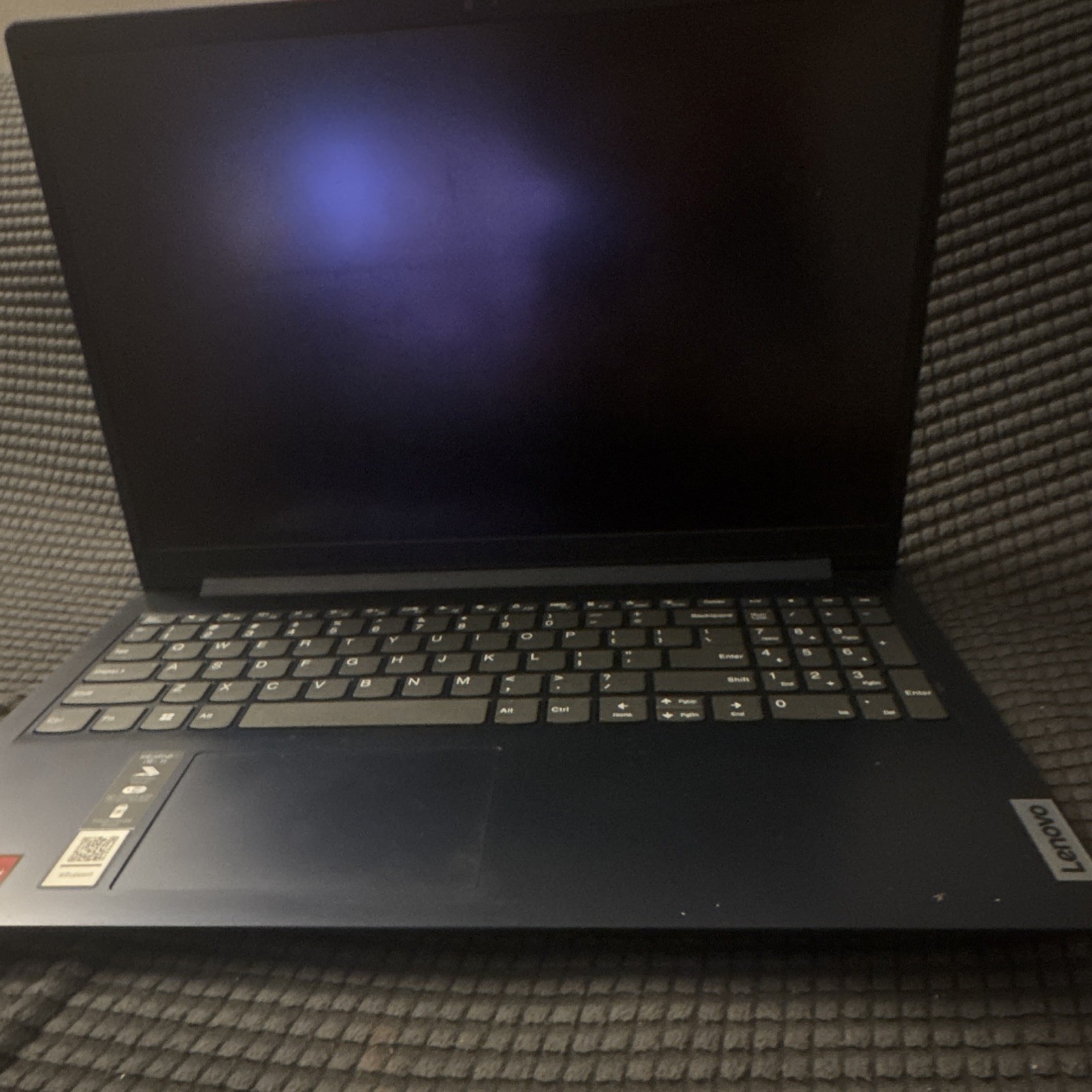 Lenovo IdeaPad 1 15AMN7 – Type 82VG – 128 GB Storage, 4 GB RAM