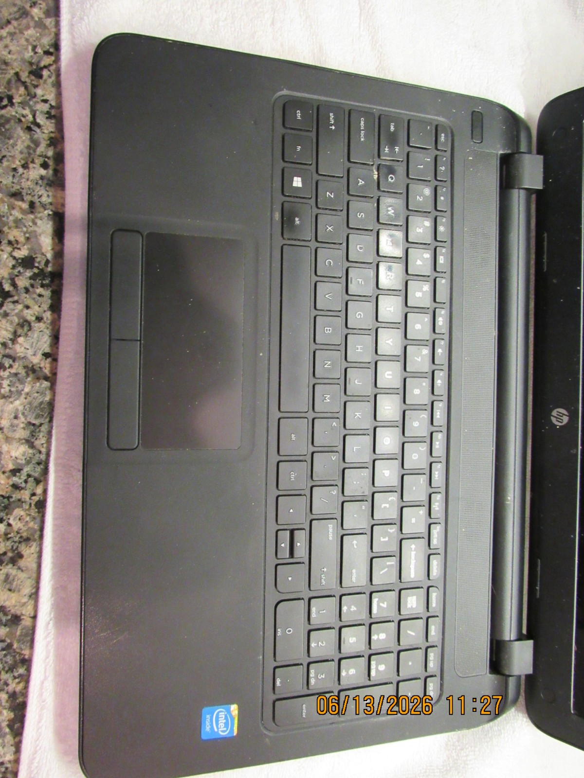 HP computer for parts No OS,No HD, No HD caddy, No charger, 4gb ram GOOD screen