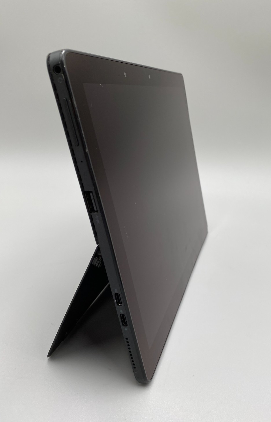 Dell Latitude 5290 2-n-1 Tablet i5-8350U 1.7GHz 512GB SSD 8GB DDR3 Black C/READ