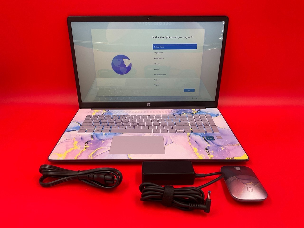 HP Laptop 17-cn3629ds N200 8GB 256GB BT5 WiFi6 17.3F W11H 8N1X8UA#ABA