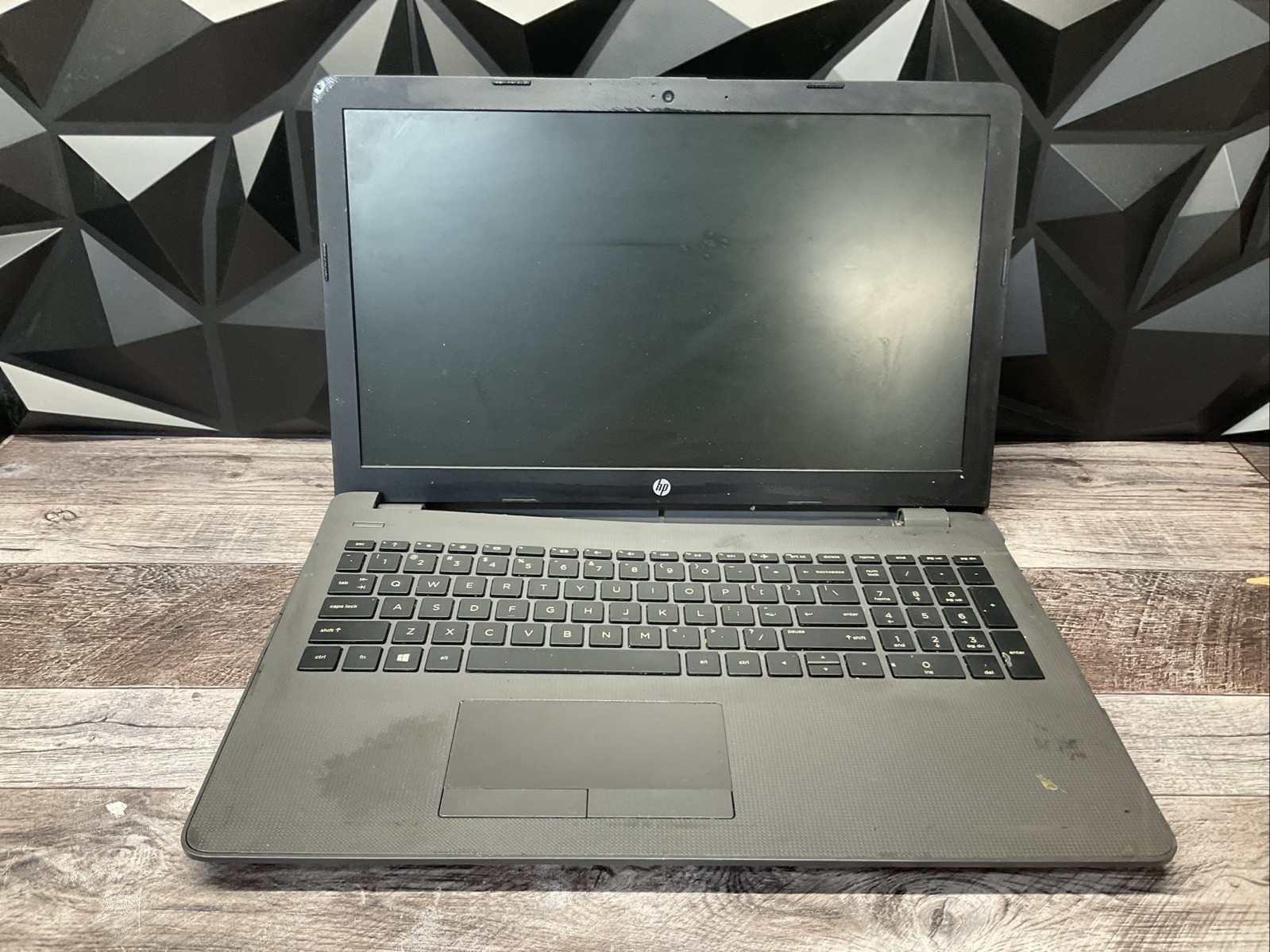 HP Laptop 17 / Unknown Processor / No RAM Laptop Notebook PC / C15