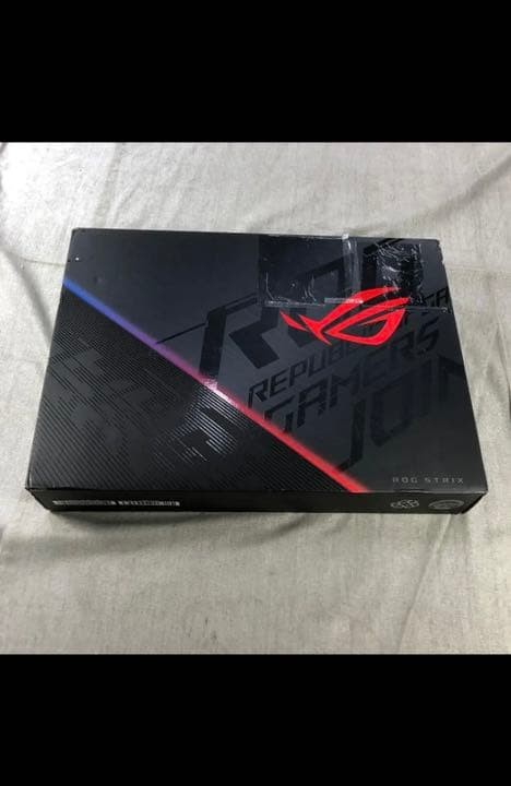ASUS ROG Strix Scar 17 G732LXS Gaming Laptop Core i9 32GB 2TB RTX 2080 Super