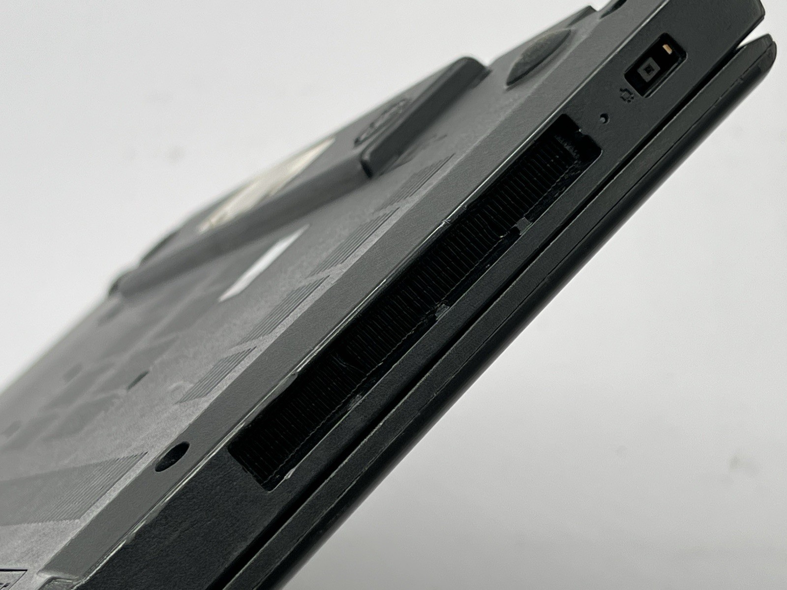 Lenovo ThinkPad E570, i5-7200U CPU, @ 2.50GHz, 8GB RAM-No HDD/OS/Charger