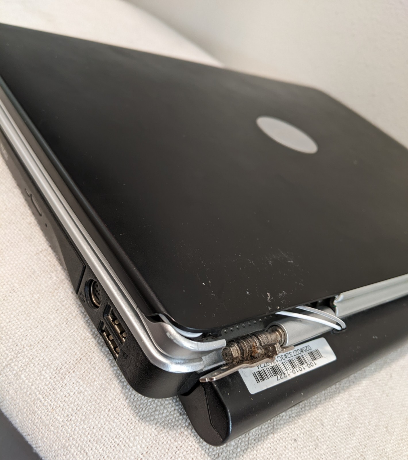 Dell Inspiron PP29L 15.4” Laptop Scraps/Salvage