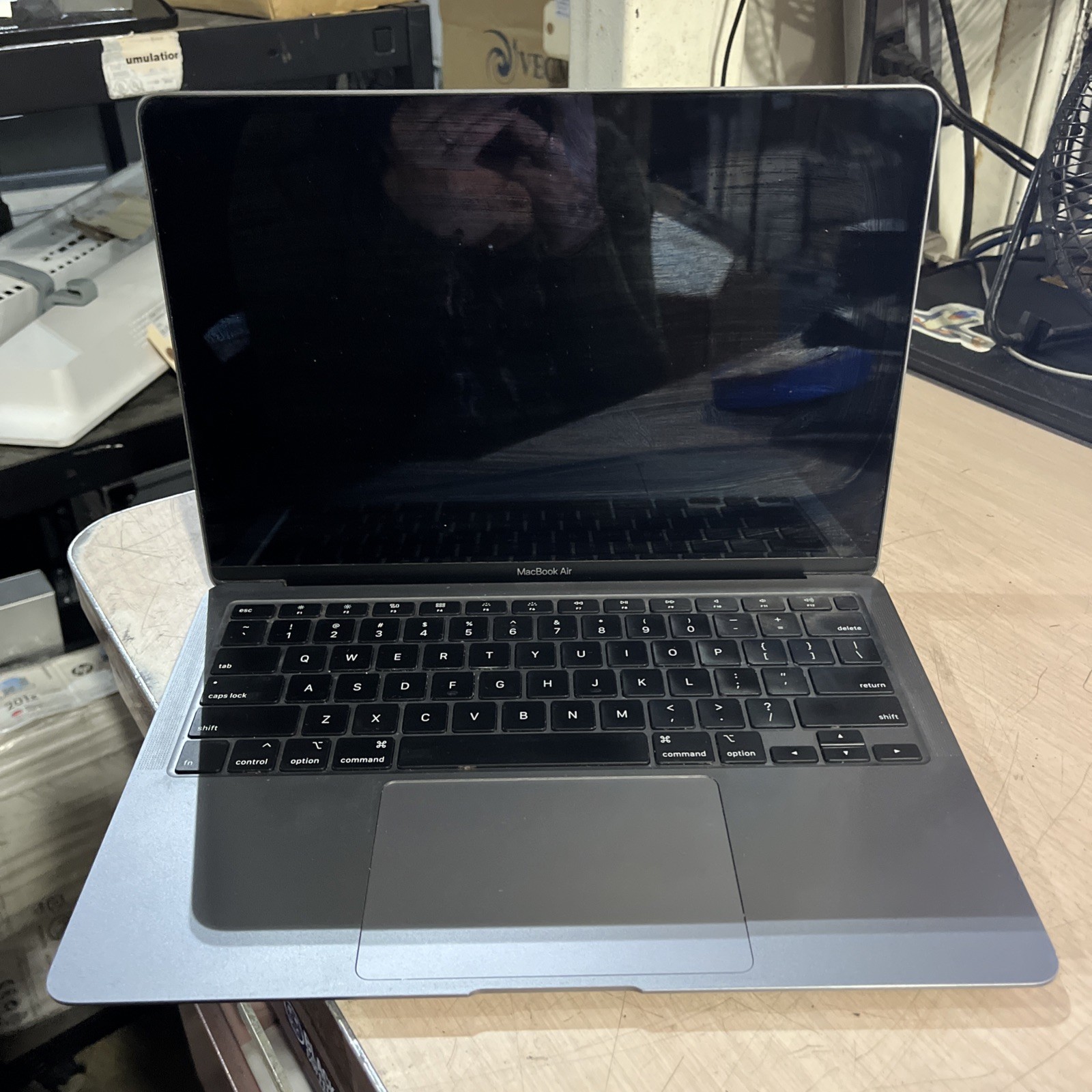 APPLE MACBOOK AIR 13″ SCISSOR, 2020 CORE I3-1000NG4 1.1GHZ 8GB RAM 256SSD