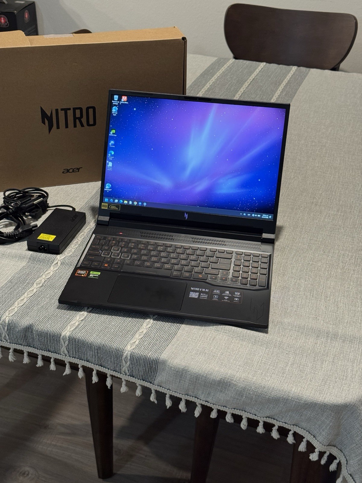 Acer Nitro V16 16″ FHD 180Hz Ryzen 7 350 RTX 5060 16GB 1TB Gaming Laptop