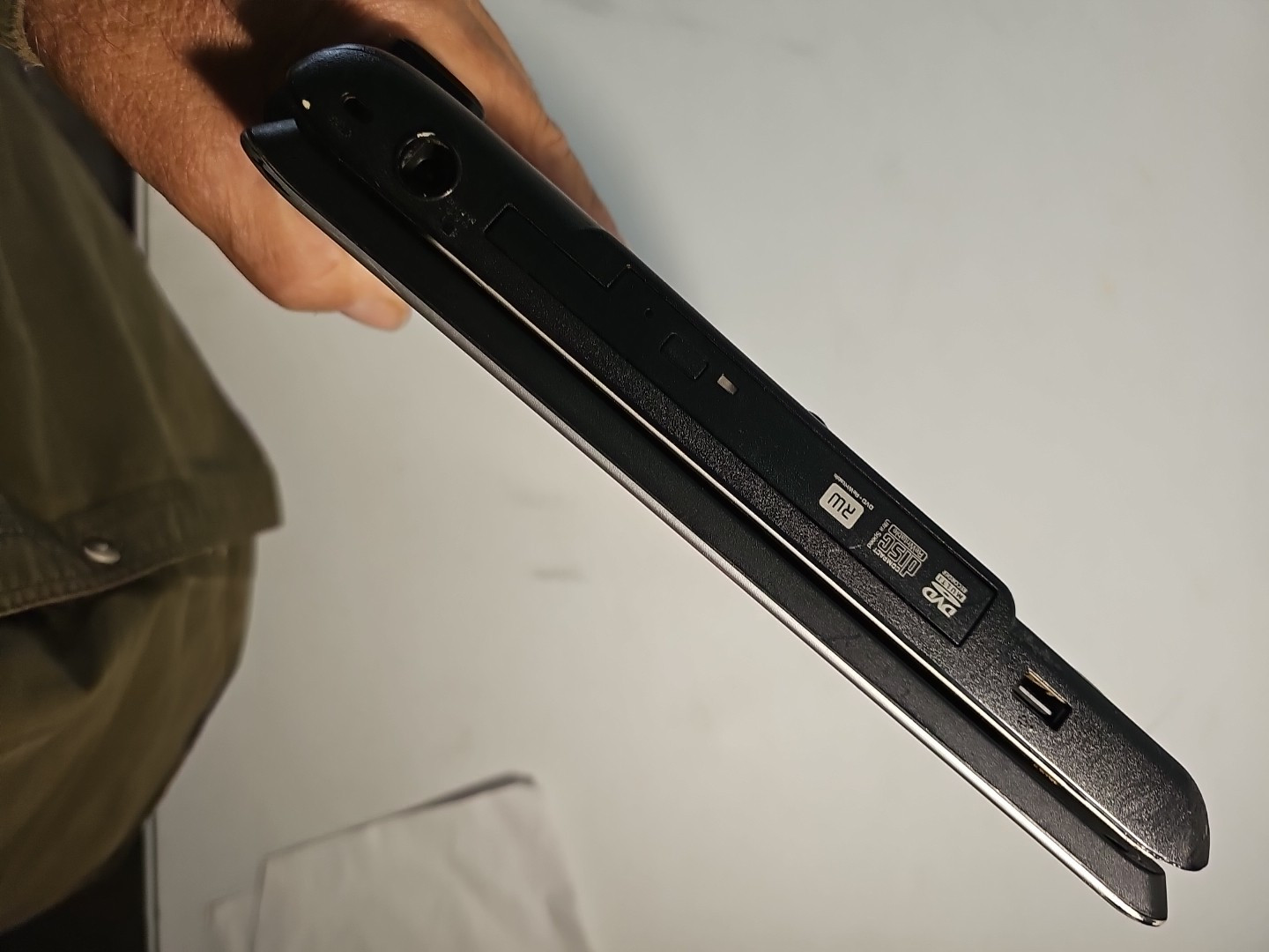 Toshiba Satellite L305-S5968 Laptop Computer No Charger Read Description