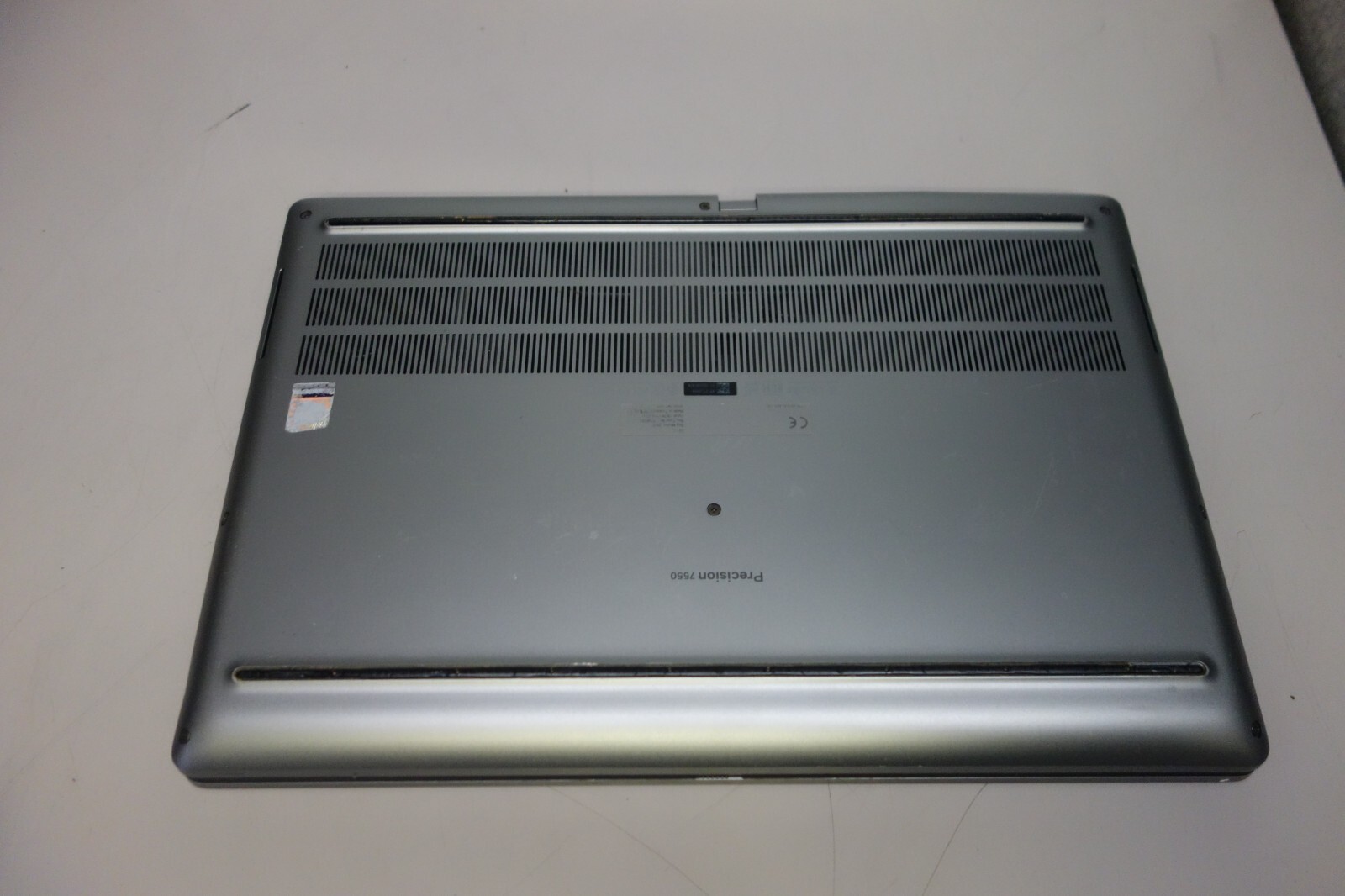 Dell Precision 7550 15.6″ i7 2.6GHz 32GB/512GB m2 SSD [NO OS] Laptop[POORBTRY]AC