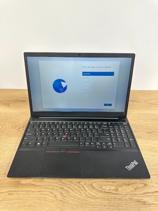 Lenovo ThinkPad E15 Gen 3 Ryzen 7 5700U 16GB DDR4 AMD Radeon Graphics, 512GB SSD