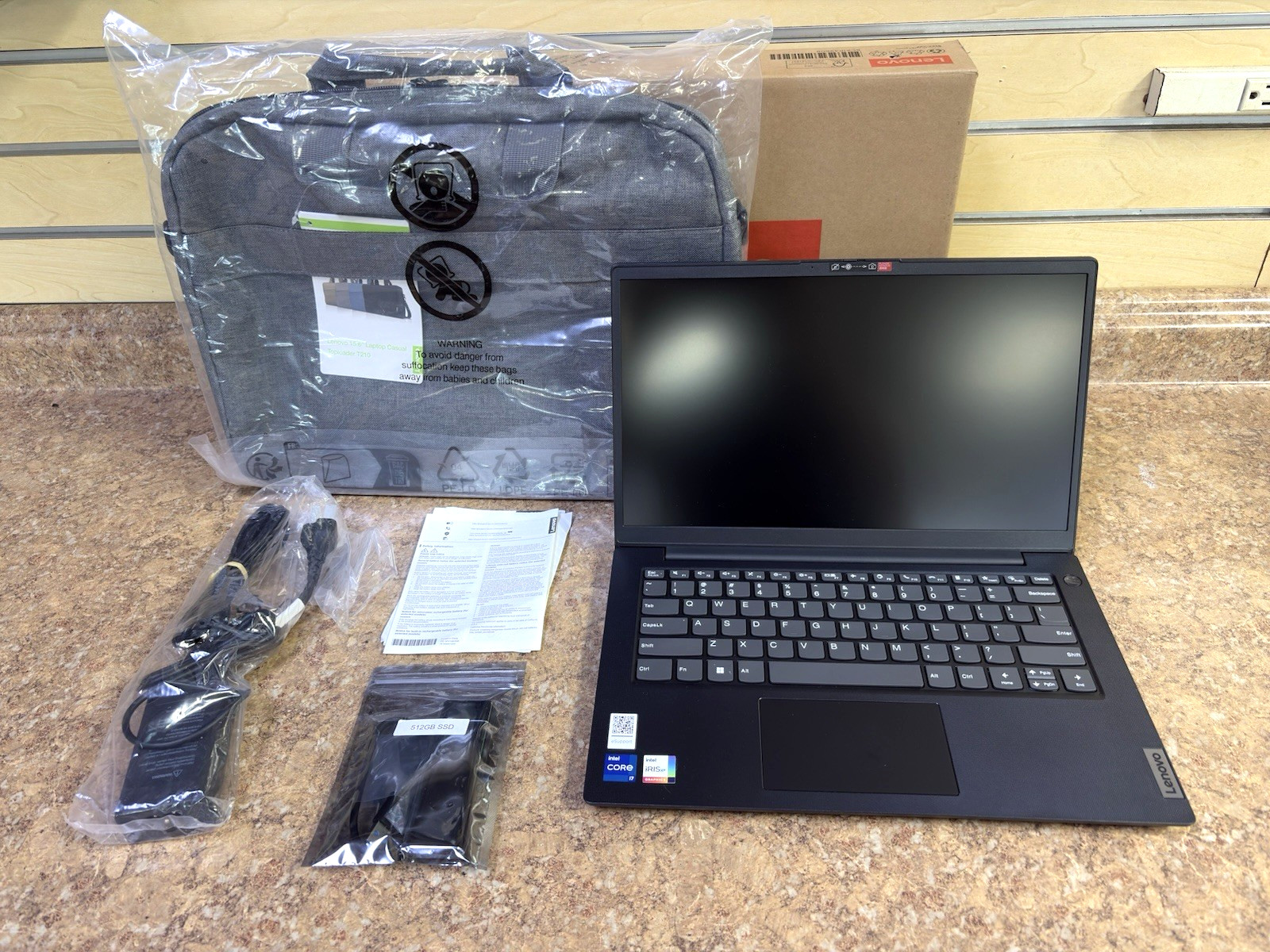 Lenovo V14 G4 14″ Ryzen 5 40GB RAM 1TB SSD W/ 512GB Ext. SSD & Carry Case *New*