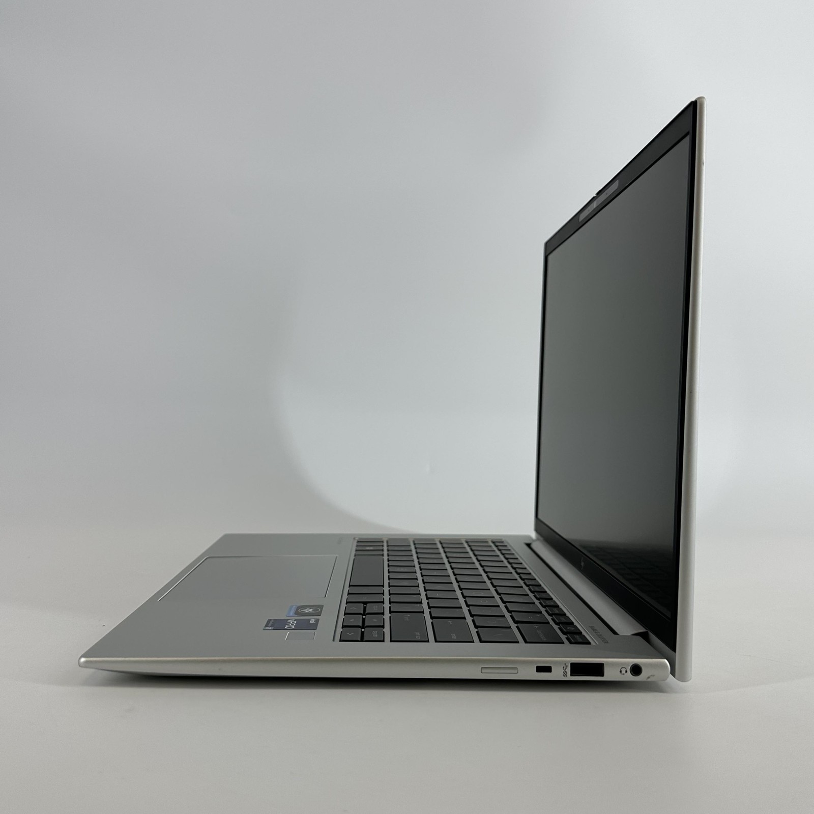 HP Elitebook 840 G9 14 FHD+ 1.8 GHz i7-1265U 16GB 512GB SSD Very Good