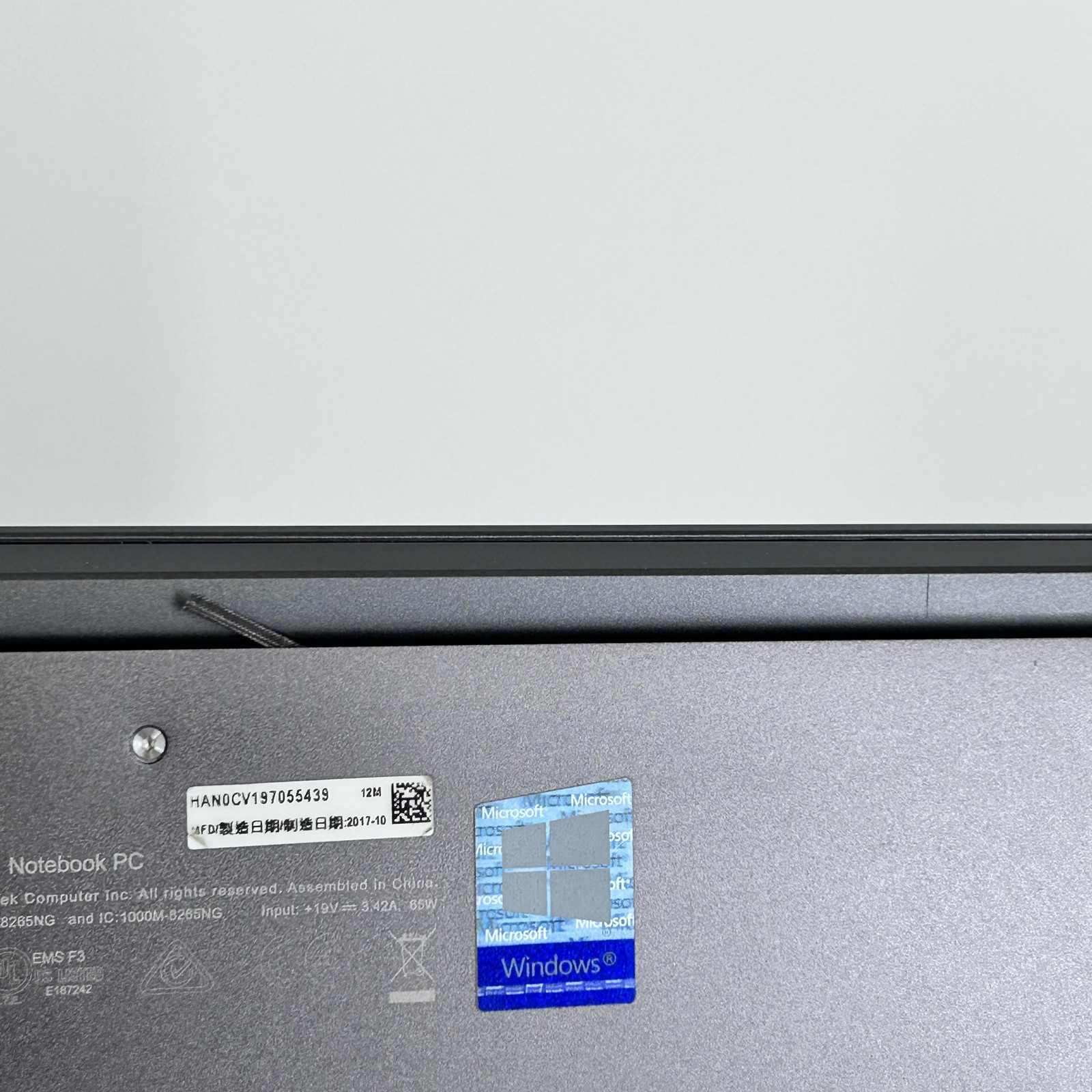 ASUS ZenBook UX430U 14″ FHD i7-8550U 1.80GHz 16GB 512GB SSD MX150 – Bad Battery