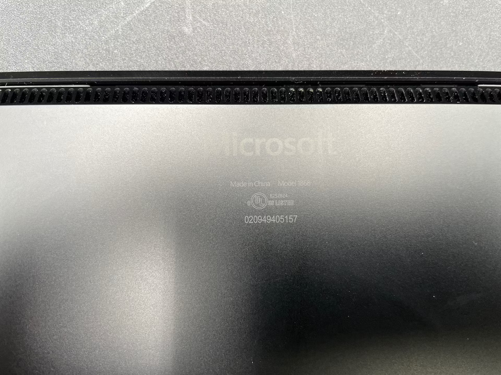 Microsoft Surface Laptop 3 Used 13.5″ (i7-1065G7-16GB-256GB NVMe)