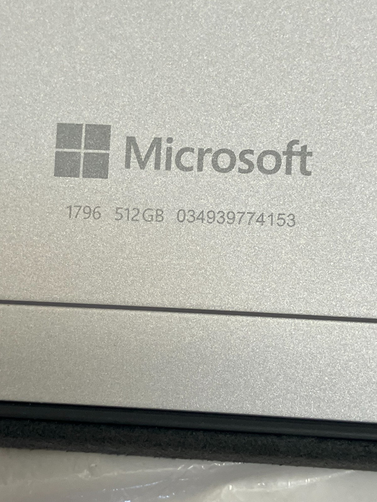 MICROSOFT SURFACE PRO 5 1796 i7-7660U @ 2.5GHz, 16GB RAM, 512GB SSD, WIN 10 PRO