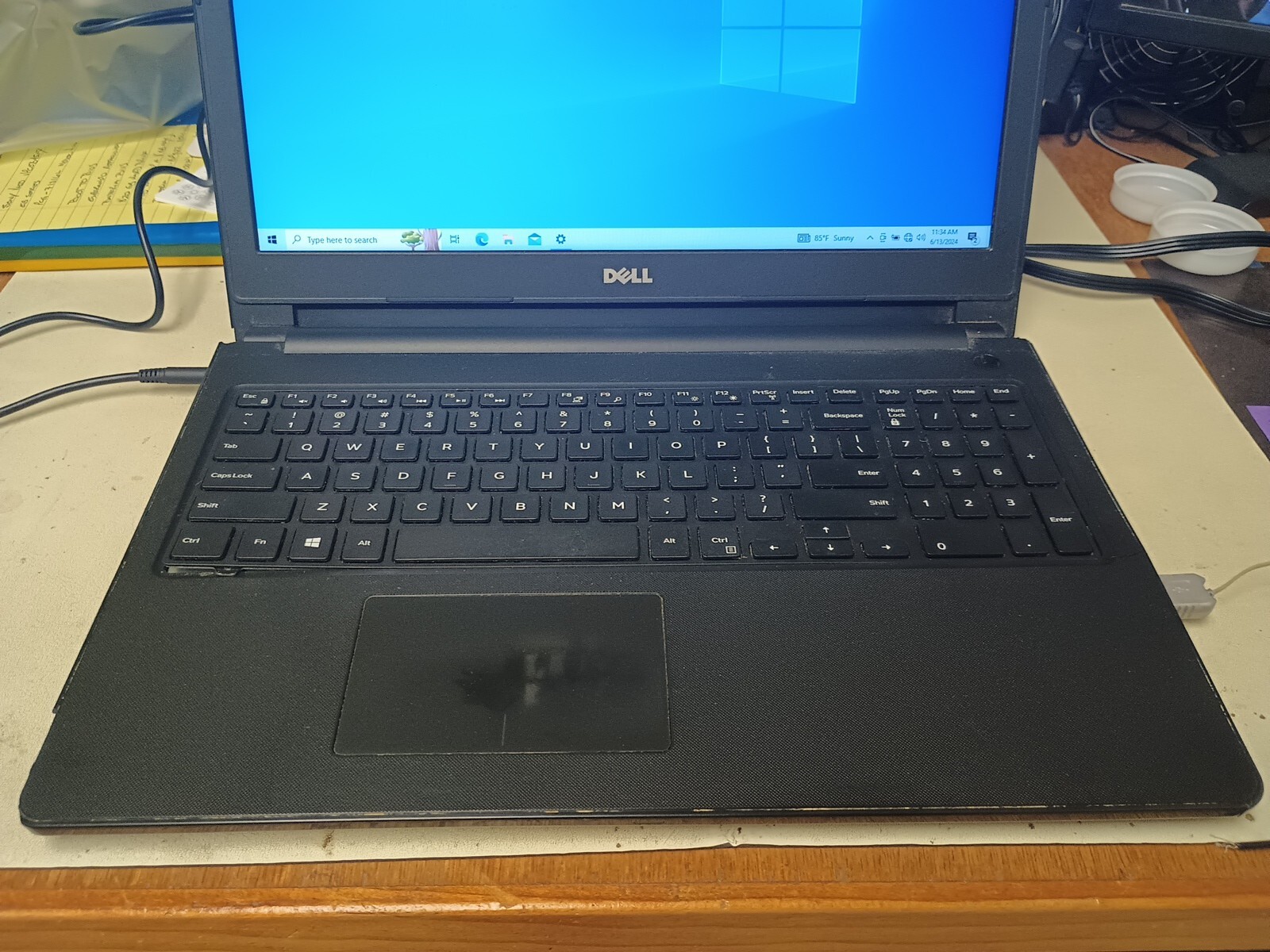Dell Inspiron 15-3565 AMD A6-9200 R4 5 Cores (2C+3G) @ 2.0 GHz (No HDD No Ram)