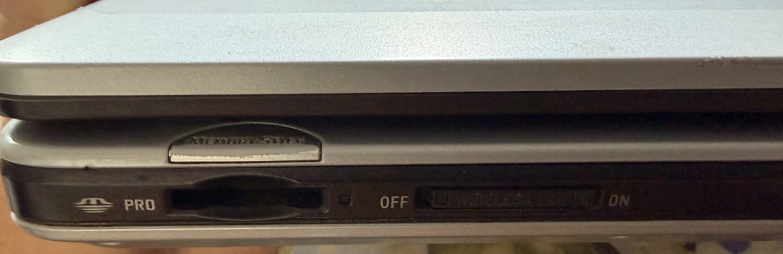 Vtg Sony VAIO PCG-K45/PCG-9U1L Laptop P4@3.20 GHz/1GB/80GB WinXP Bundle PLS READ