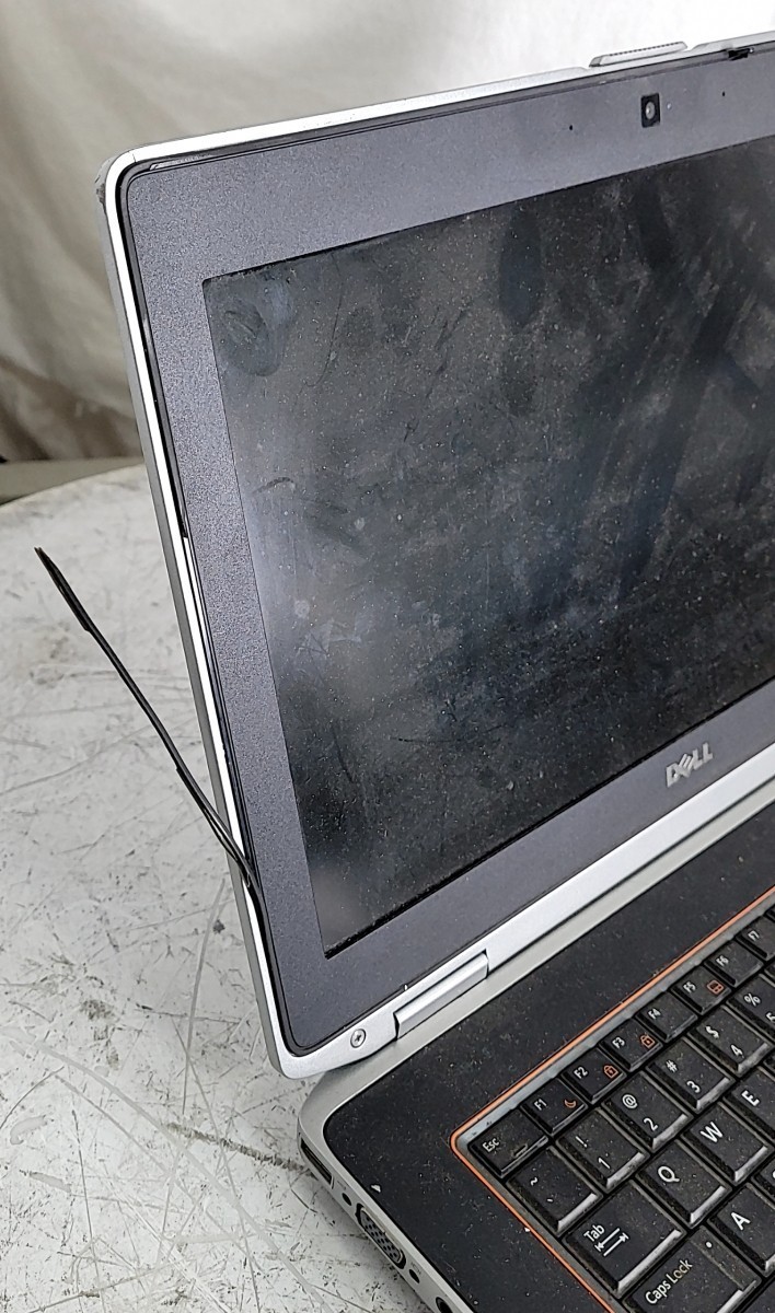 DELL LATITUDE E6420 P15G Laptop Core I5-2520M 4GB SEE NOTES