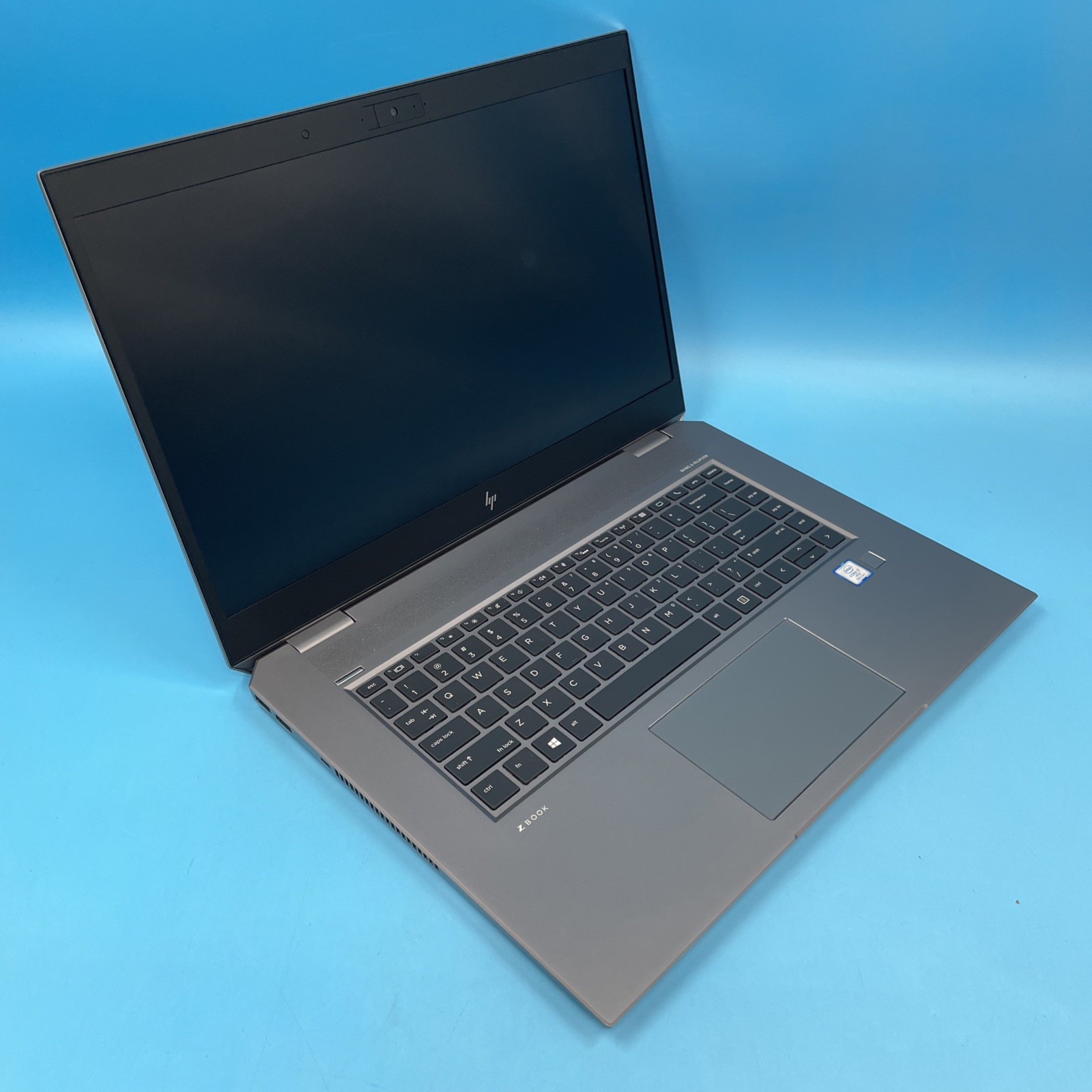 HP ZBook Studio G5 | i7-8850H | 8GB RAM | NO SSD | P1000 | NO OS | 61% BATT