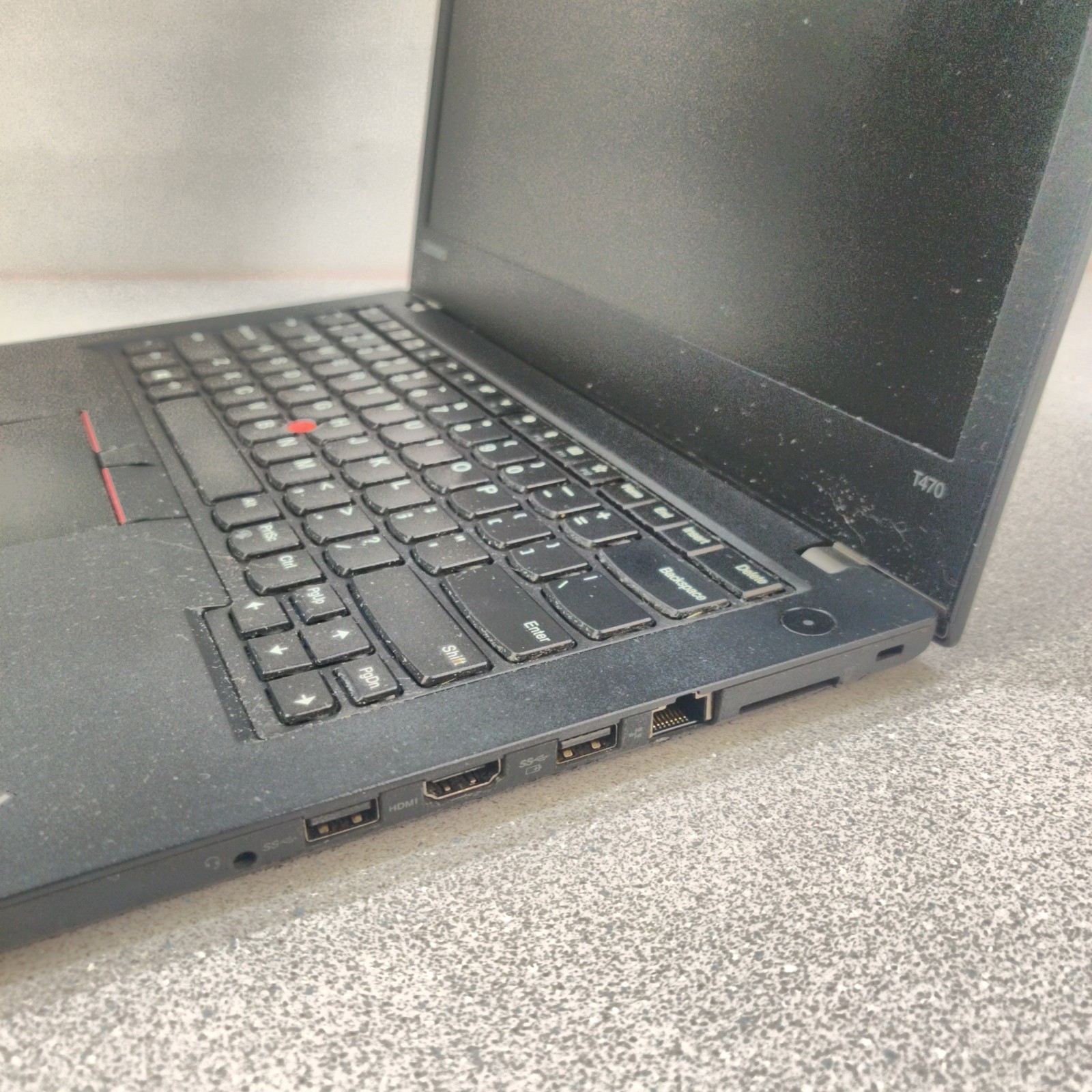 Lenovo ThinkPad T470 (14”) Core i5-7300U 8GB DDR4 NO SSD/OS/AC ADAPTER/BATTERY