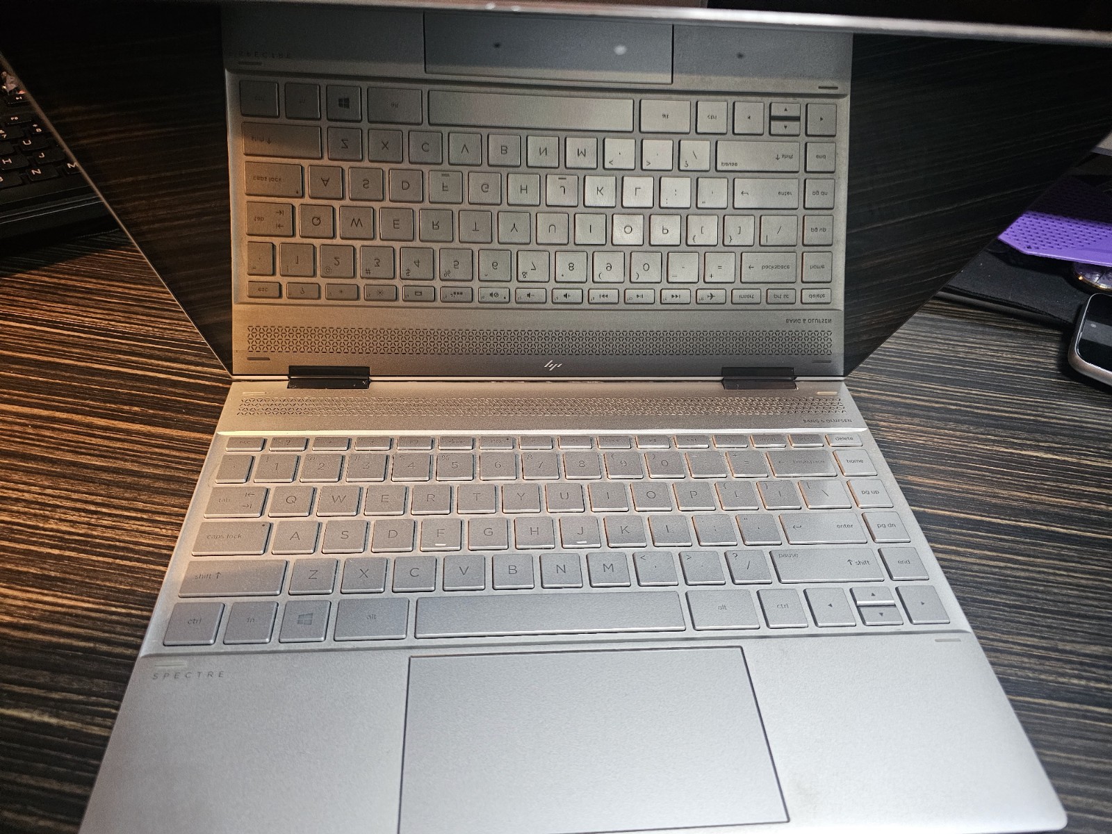 HP Spectre x360 13-ae0xx i7 16GB 512GB SSD 13″ Touch 2-in-1 silver ultrabook