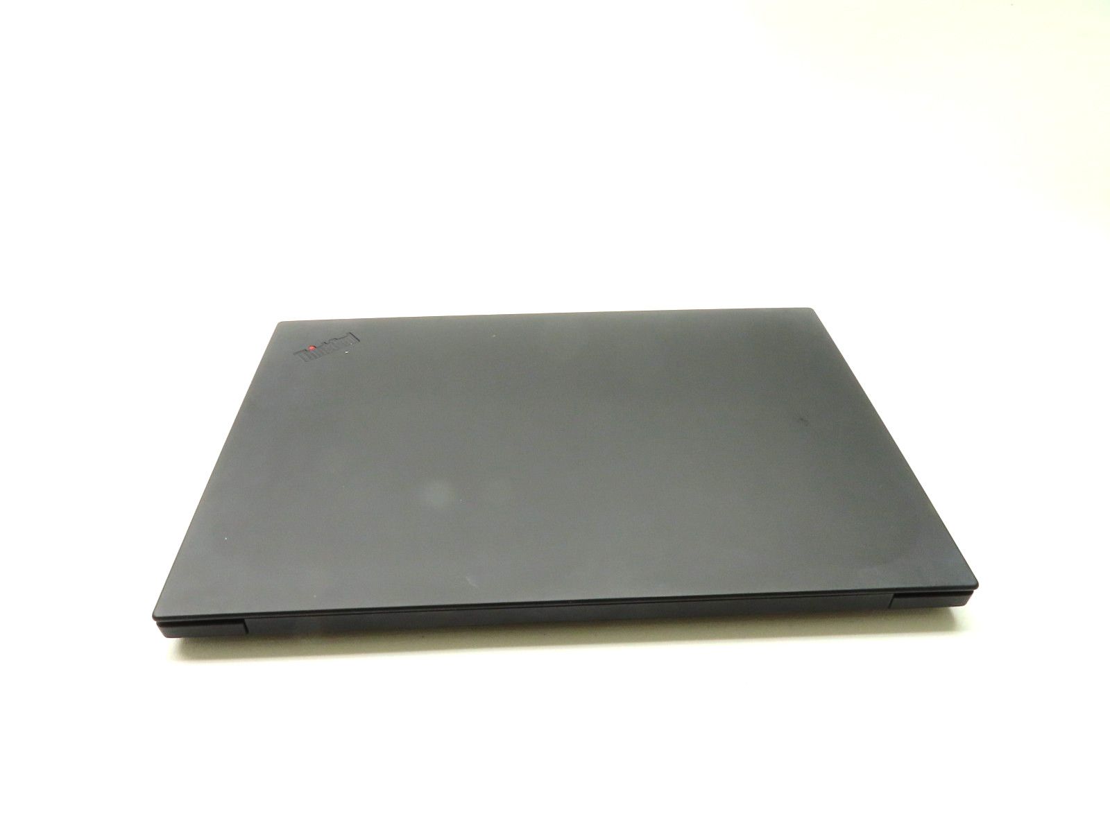 Lenovo ThinkPad P1 Gen 3 15.6″ i7-10850H 2.7GHz 16GB RAM 512GB SSD T1000