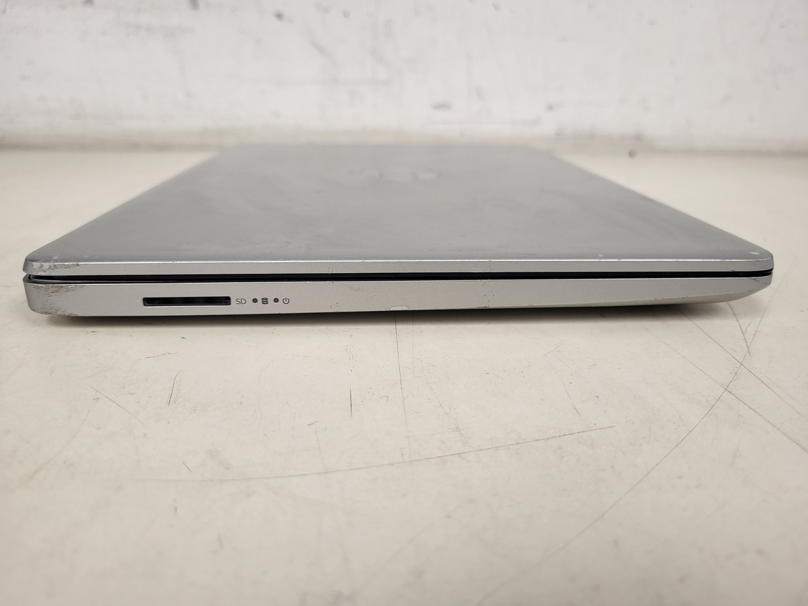 HP Laptop 14z-fq0000 Amd Athlon Gold 3150u 2.4ghz 8gb ram 128gb ssd 5CD0454W4R