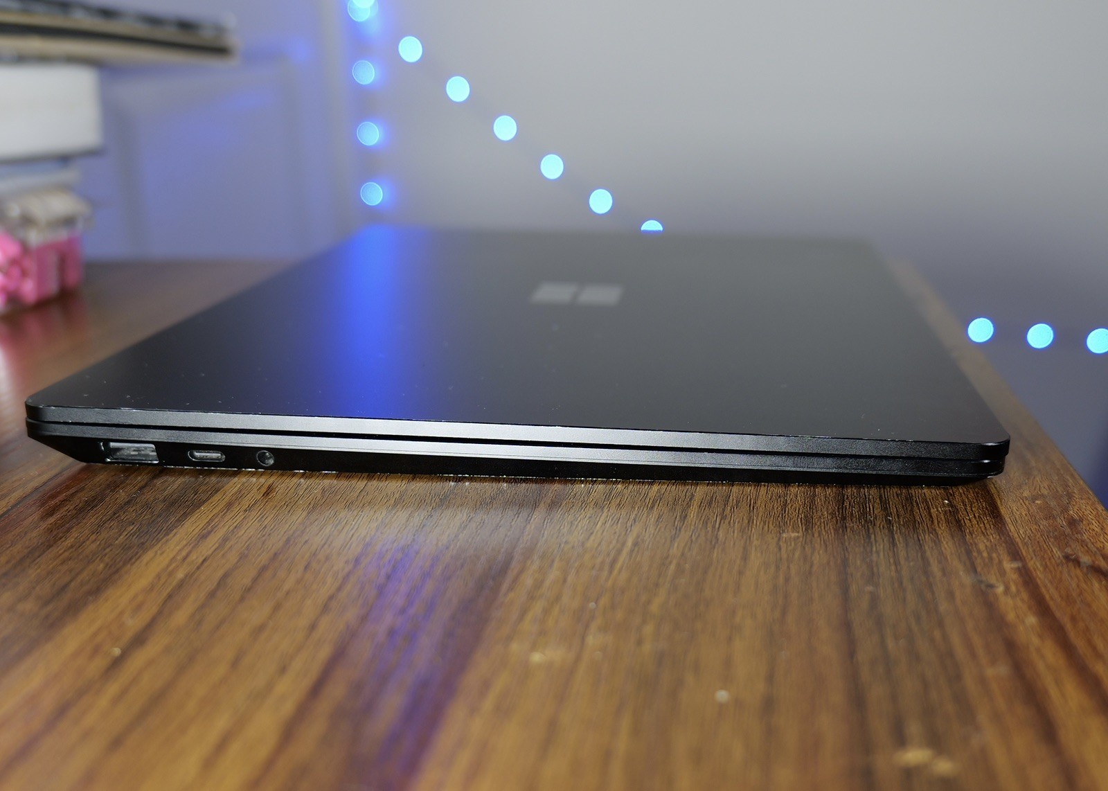 Microsoft Surface Laptop 4 13.5” Touch-Screen AMD Ryzen 5, 16GB Ram 256GB SSD