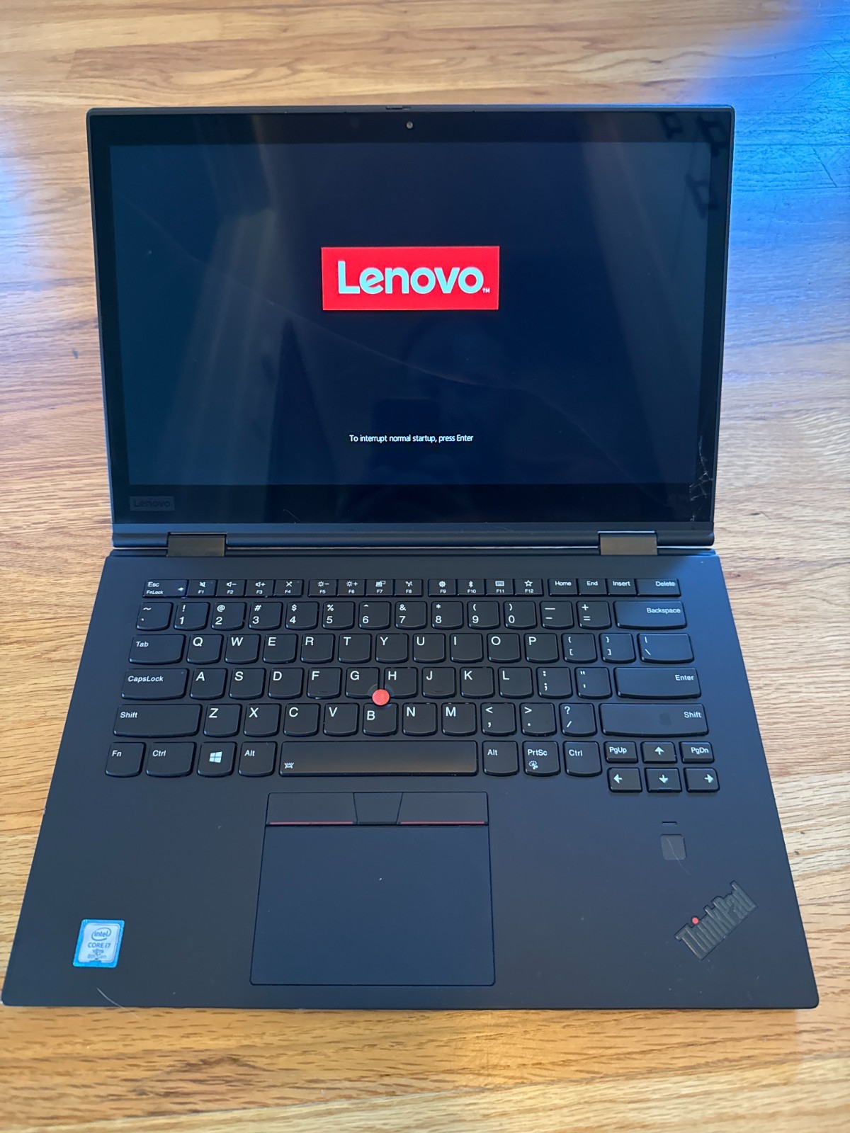 ThinkPad X1 Yoga (3rd Gen) i7-8650u, 16GB RAM, cracked WQHD Touchscreen