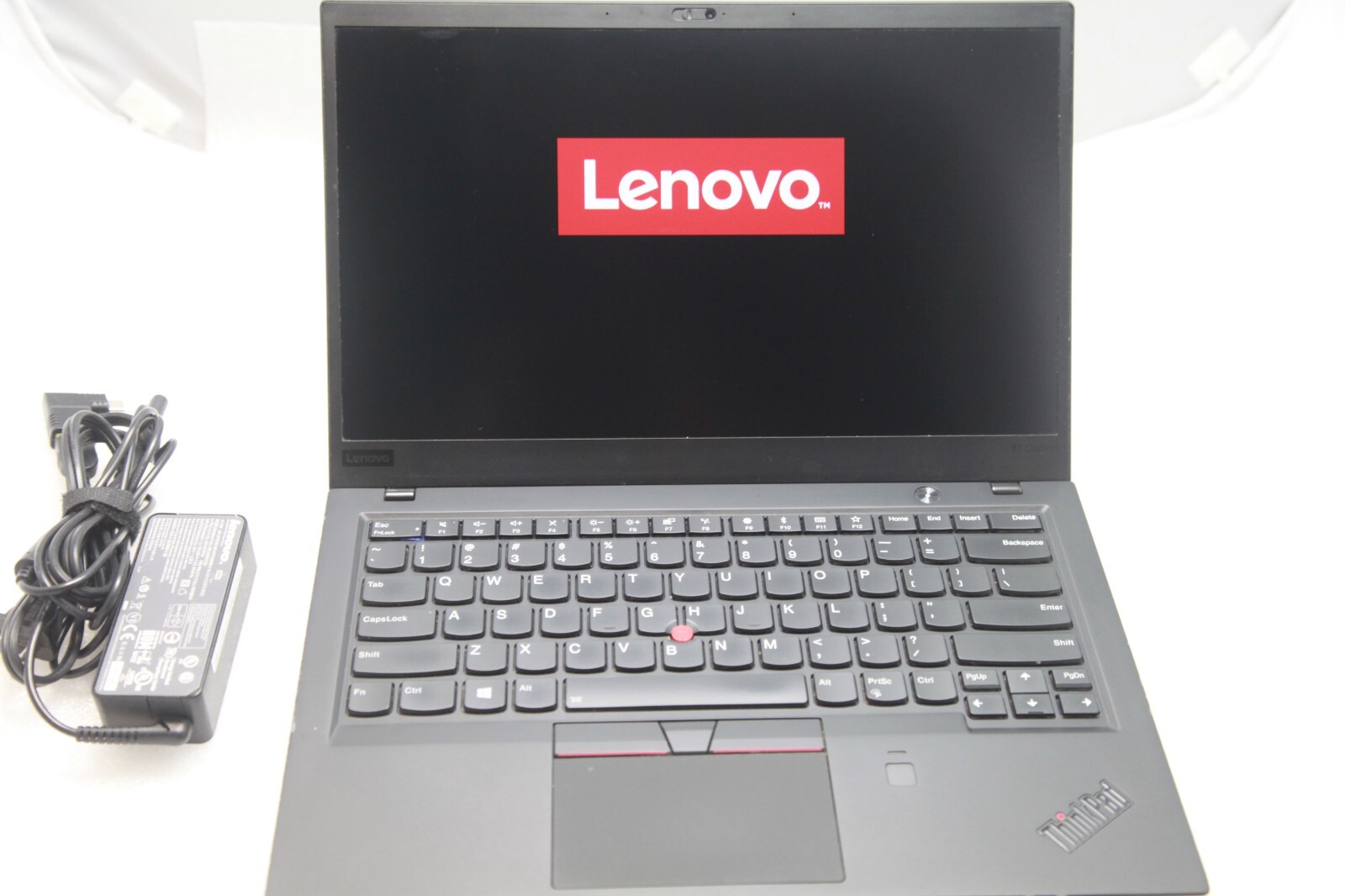 Lenovo ThinkPad X1 carbon 6th gen 14” | i5-8250U | 256GB SSD|8GB|FHD IPS Win11P