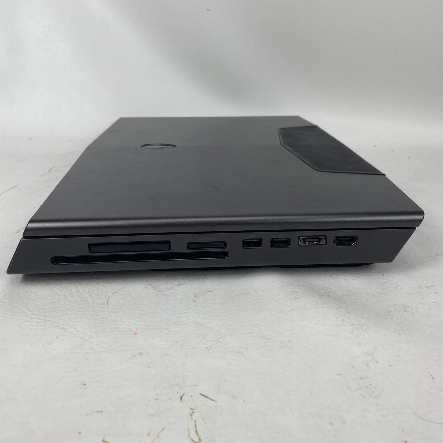 Alienware M18 18.4 i7-2820QM 2.3GHz 8GB RAM 500GB SSD