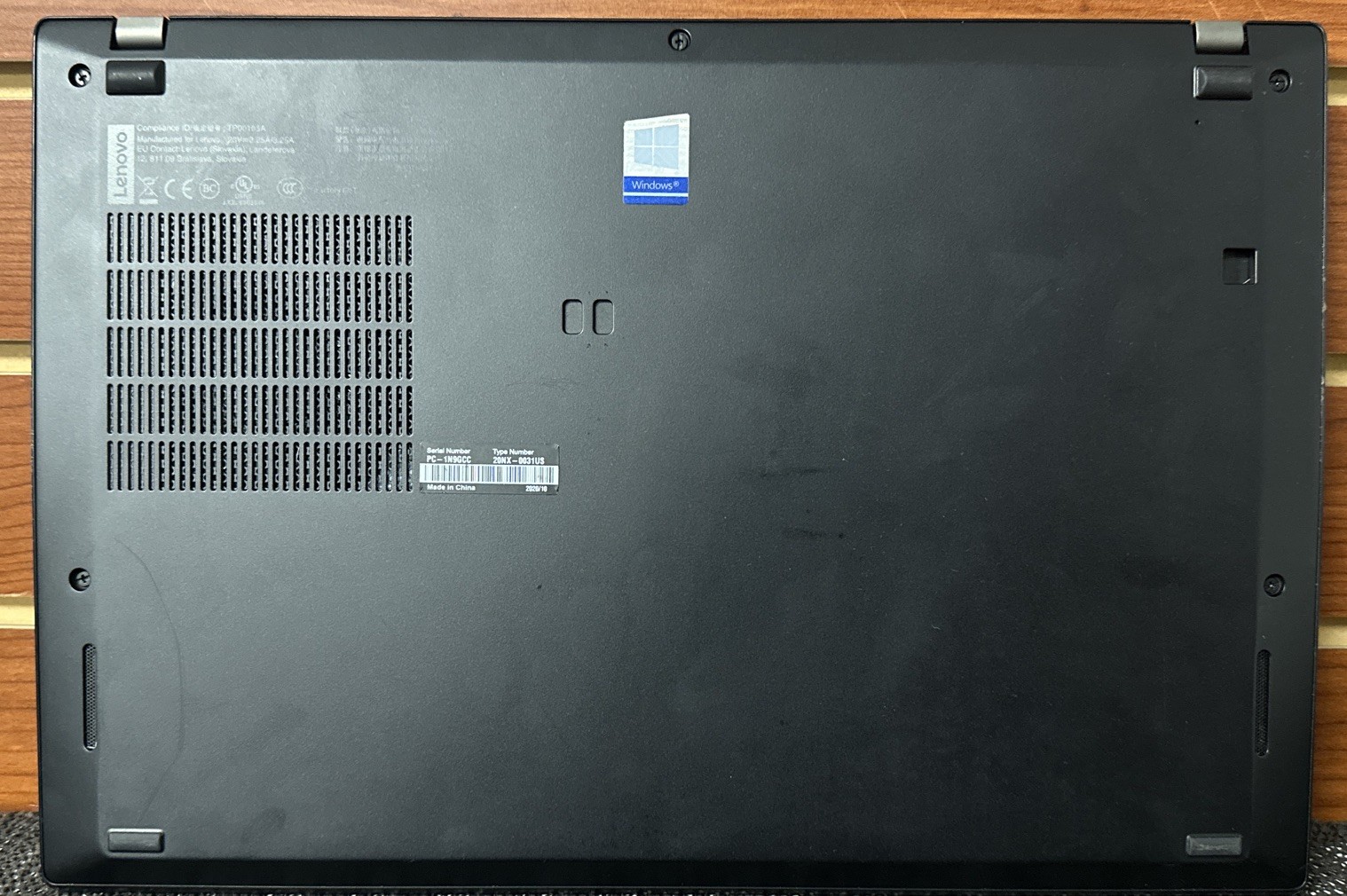 Lenovo ThinkPad T490s i7-8665U 1.9GHz 16GB 512GB NVMe 14″ W11P Laptop