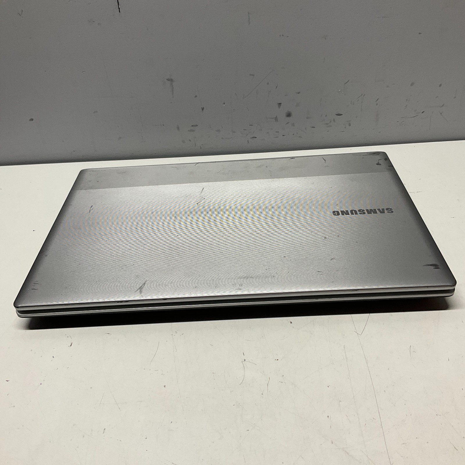 Samsung NP-RV520 Laptop – Intel i3-2310M – 4GB RAM – 640GB HDD Windows 10 Pro
